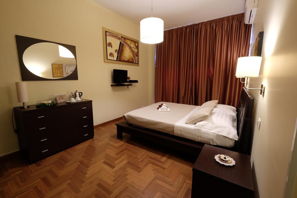 Fiore Vaticano B&B Roma Camera foto